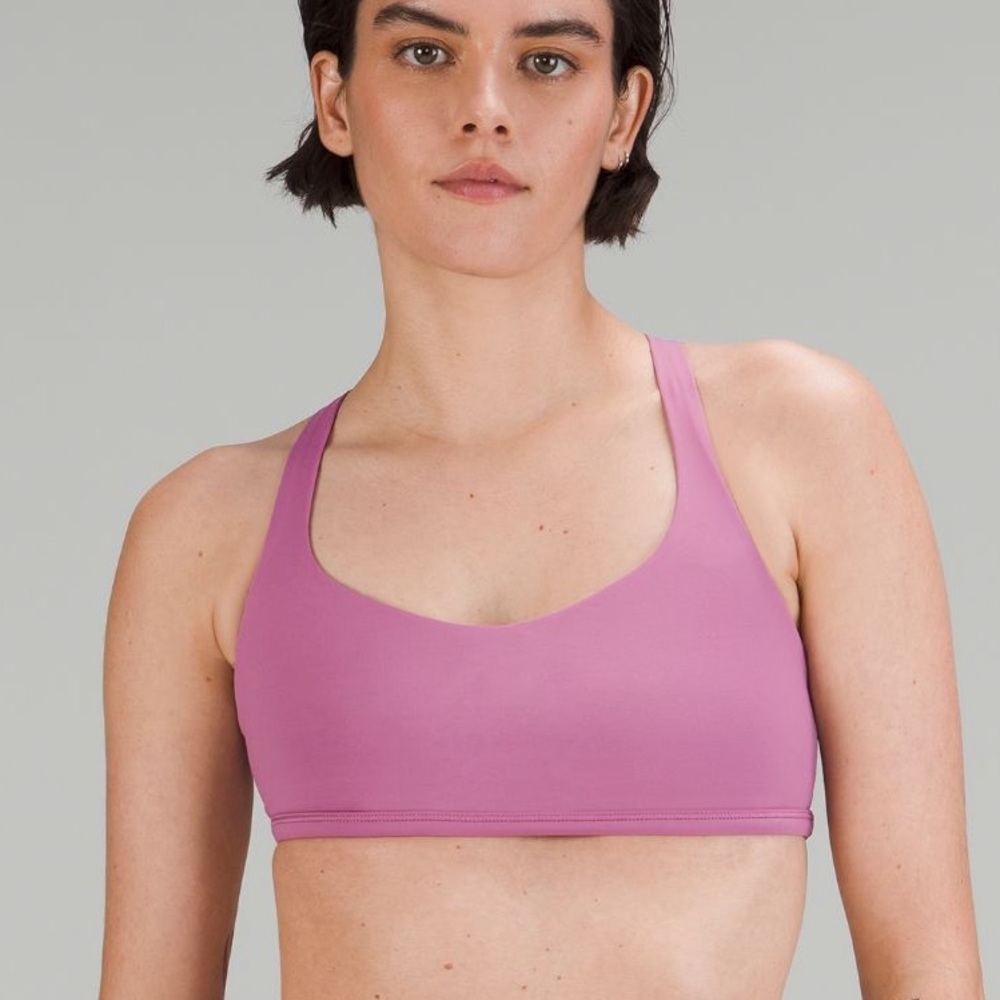 NWT 🍋 Lululemon Velvet Dust Free To Be Wild Bra Size 4